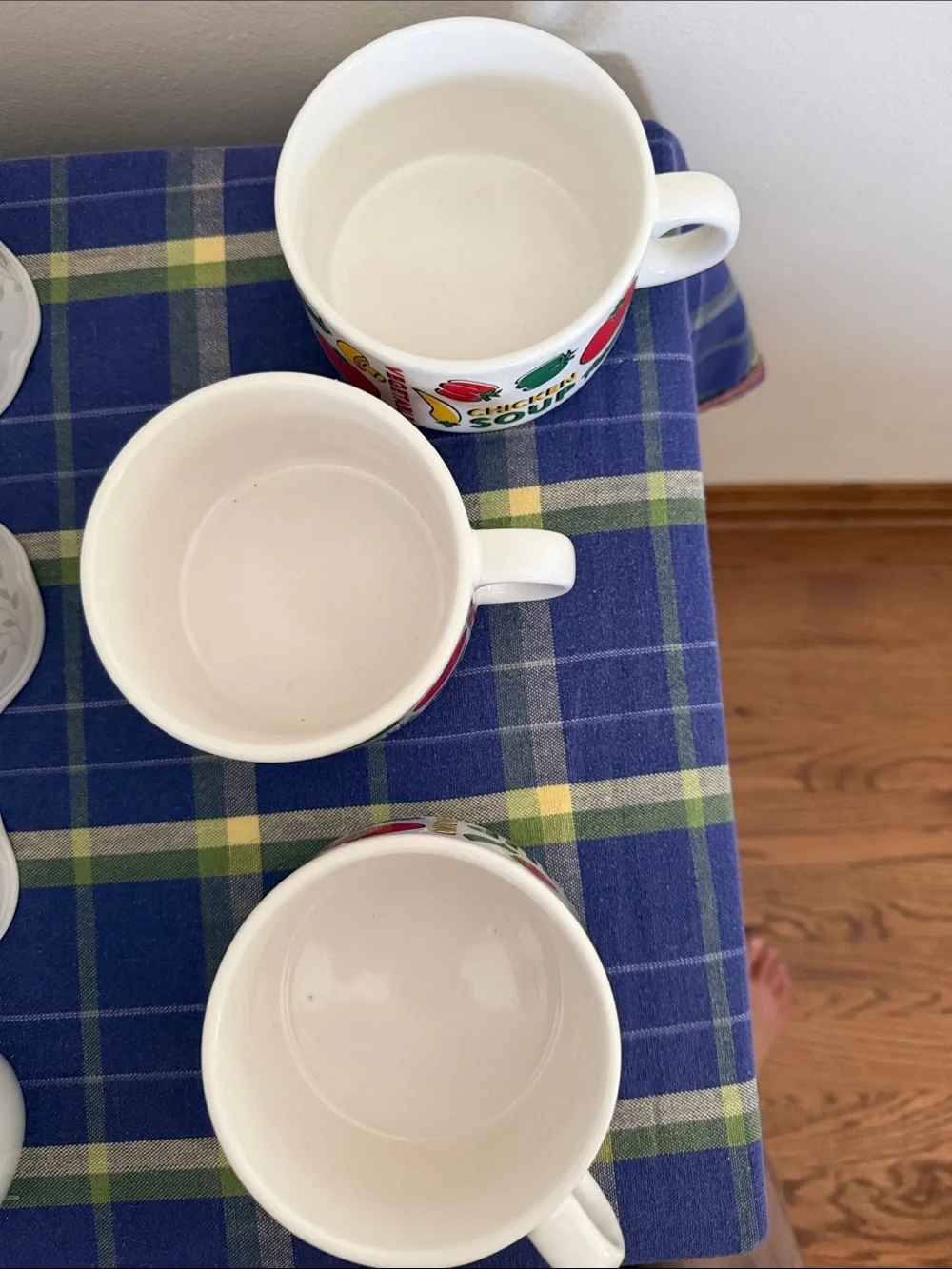 Houston Foods (HF) Vegetable Medley soup mugs - set of 3 - VINTAGE